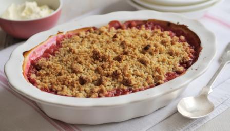 Mary Berry Rhubarb Crumble with Oats Variations