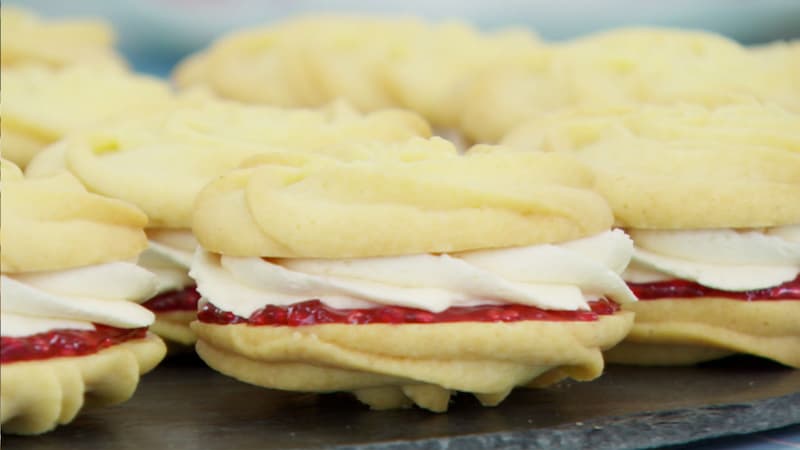 Viennese Whirl Biscuits Mary Berry