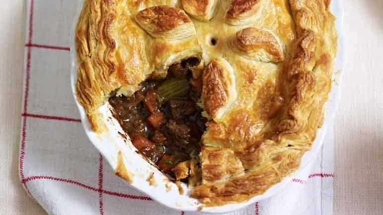 Easy Mary Berry Steak and Guinness Pie Recipe