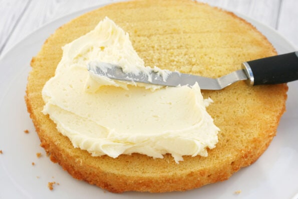 prepration of Delia Smith Lemon Sponge Cake